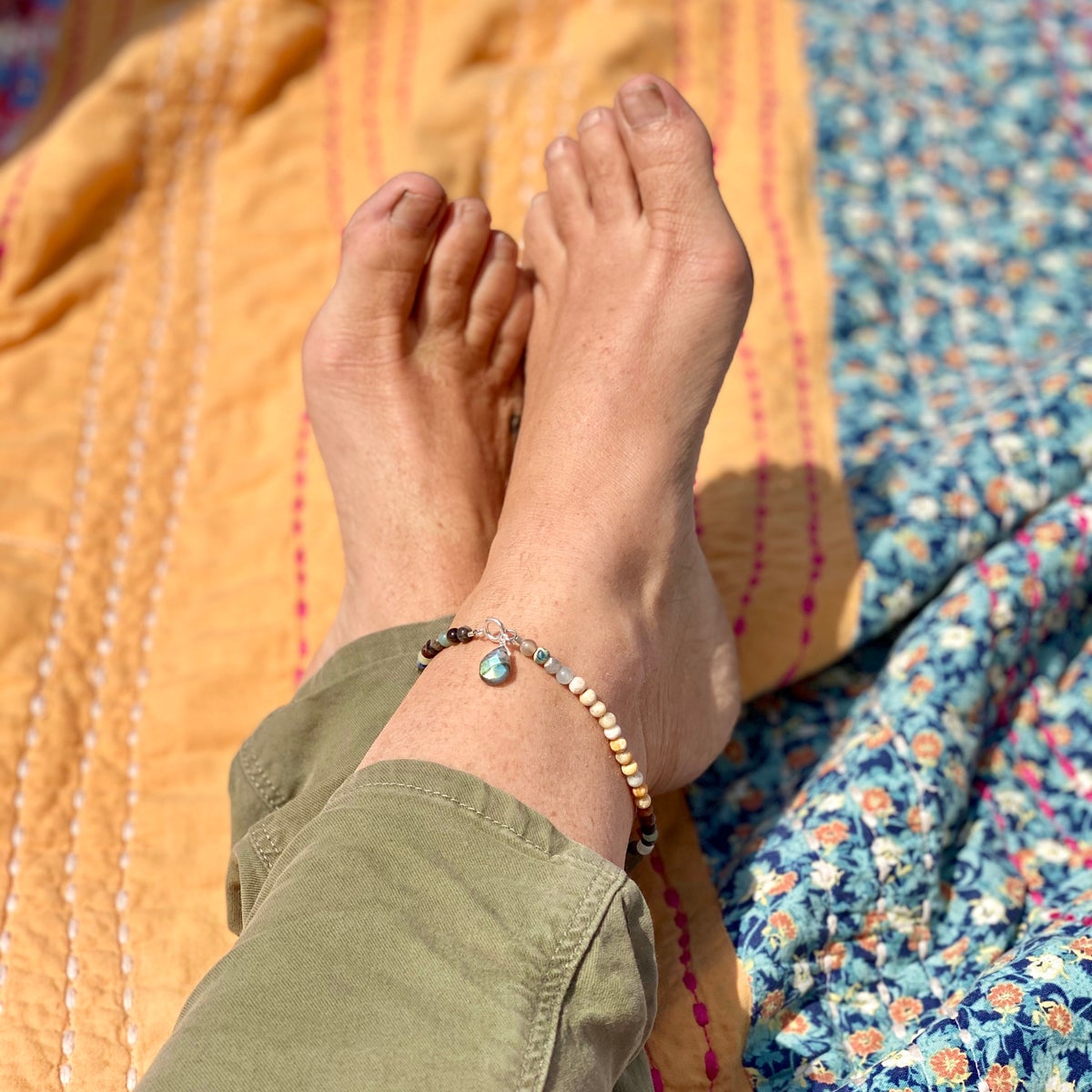 Handemade Mindfulness Chakra Anklet with Healing Stones