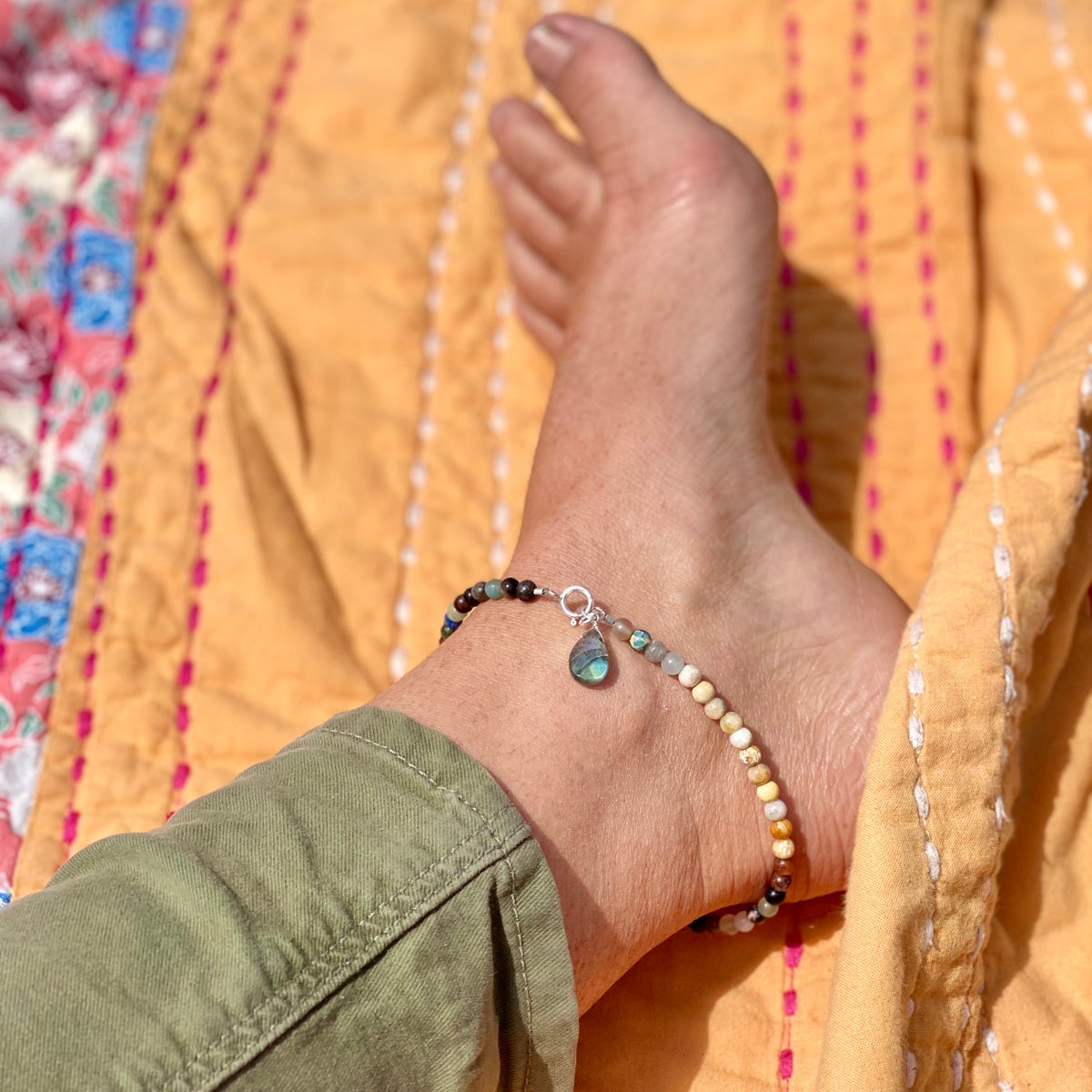 Handemade Mindfulness Chakra Anklet with Healing Stones